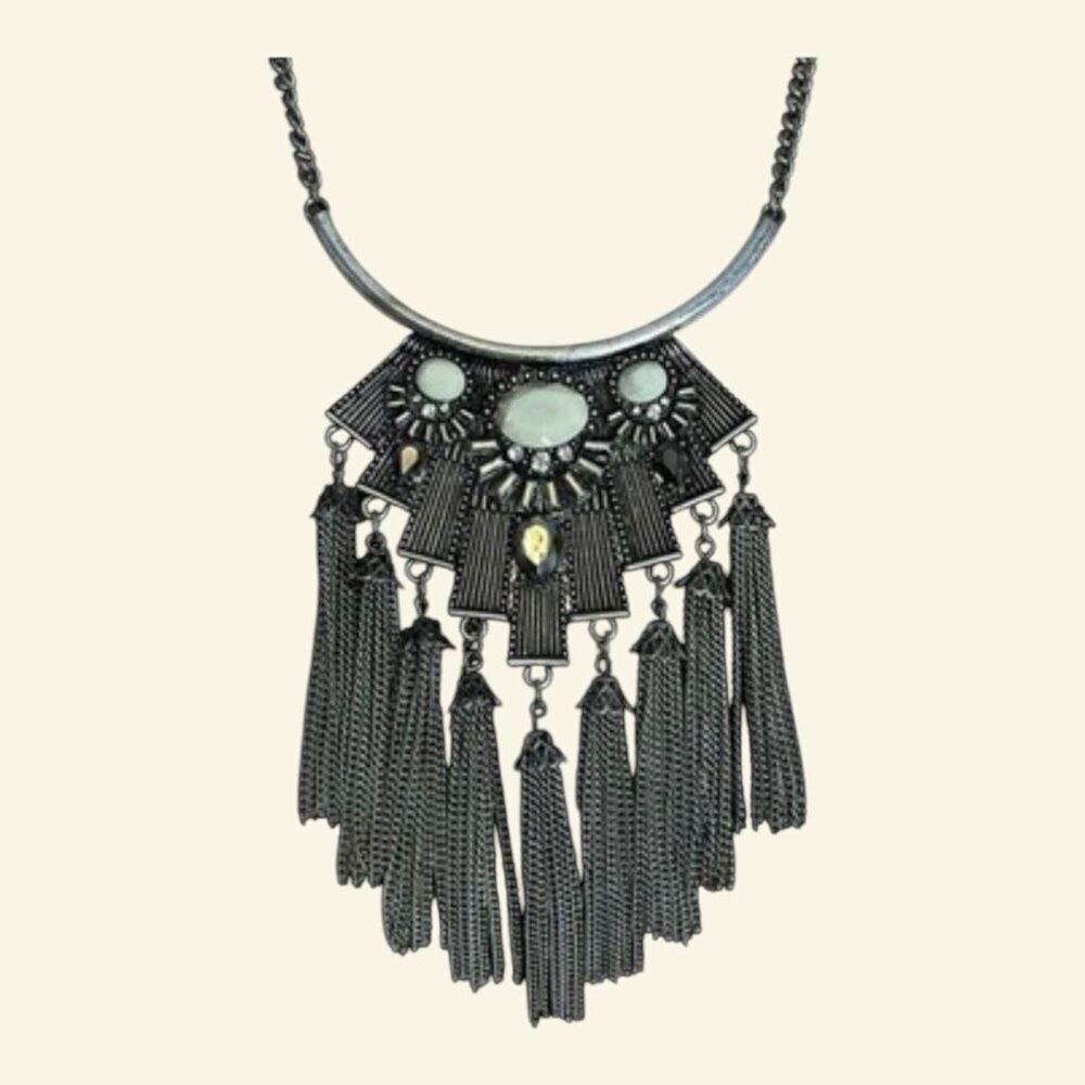 Vintage Y2K Fringe Boho Silver and Crystal Southwestern Tribal Necklace